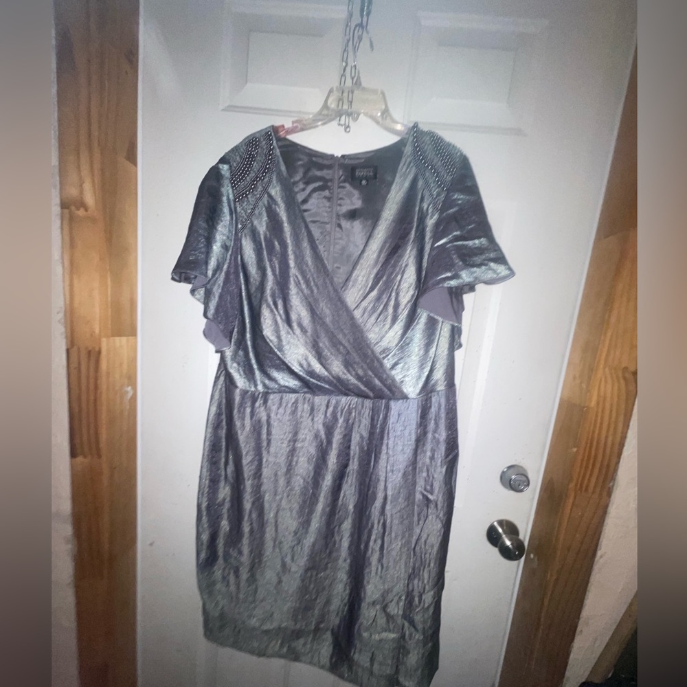 Midi dress shimmer finish